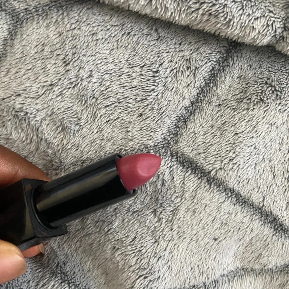 Japonesque kumadori pink lipstick